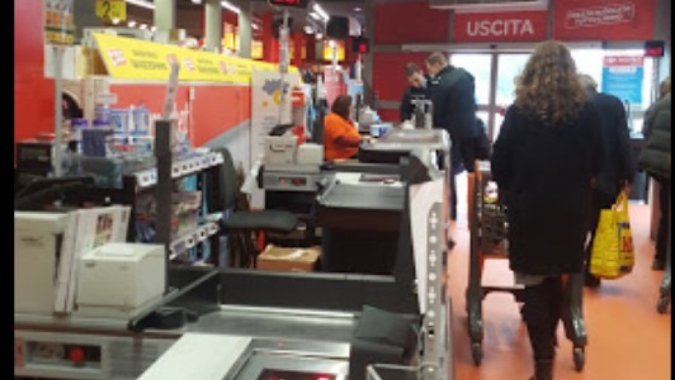 SPAZIO ESPOSITIVO 1 