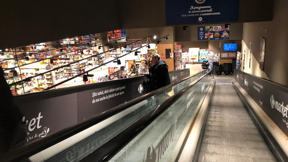 SPAZIO ESPOSITIVO 1 